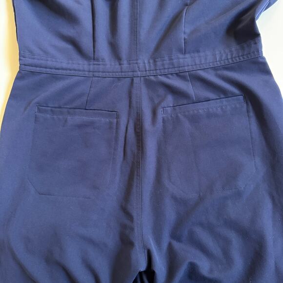 Figs Rafaela Cargo Jumpsuit Navy Sz Large EUC Nurse First Responder Uniform EUC - Picture 10 of 16